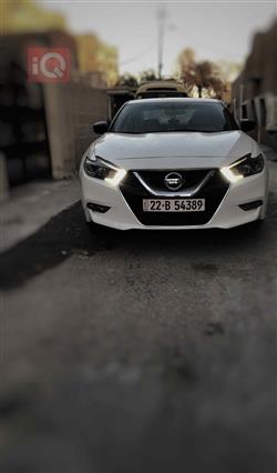 Nissan Maxima